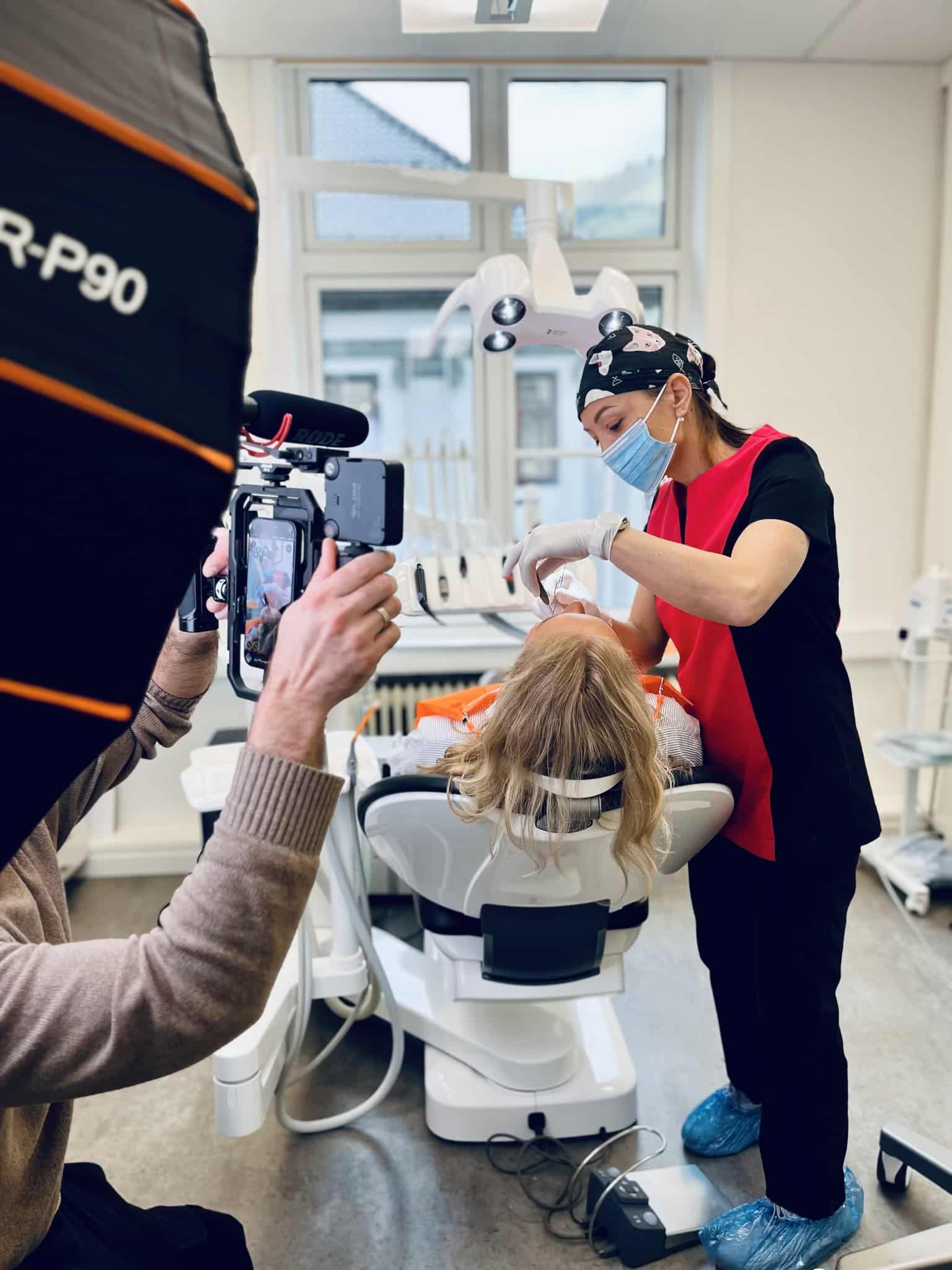 Filming på tannklinikk i Bergen